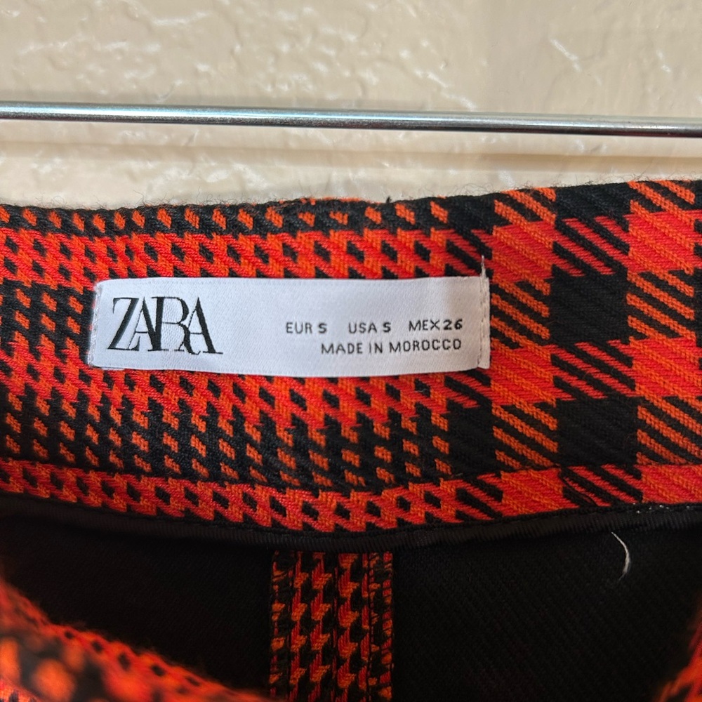 Zara Red and Black Plaid Pencil Skirt SIZE SMALL - Picture 8 of 10